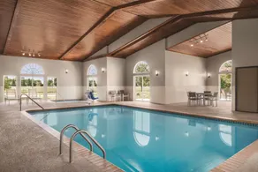 Country Inn & Suites by Radisson, Cottage Grove, MN - Piscine
