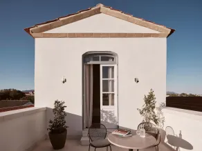 Amyth of Nicosia - Chambre