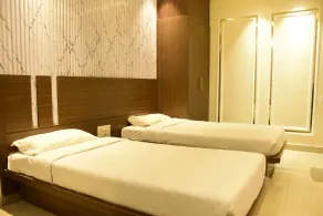 Hotel Kumar International - Room