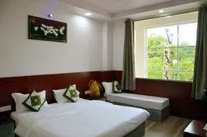 Meera Mahal - Room