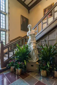 IU Biddle Hotel - Hall