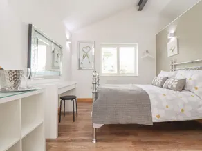 Chycoose - Room