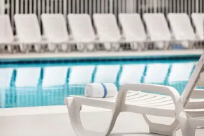 Harrison Hall Hotel - Pool
