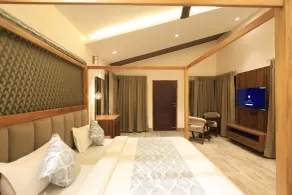 Whispering Oaks - Room