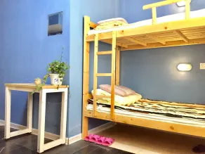 Weihai Hiking International Youth Hostel - Zimmer