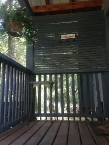 Salt Spring Carriage House B&B - Interior entrance