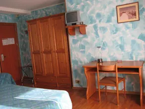 Hotel Holiday Debili - Quarto