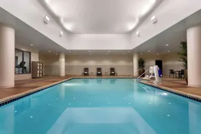 Hyatt Place Omaha/Downtown-Old Market - Piscine