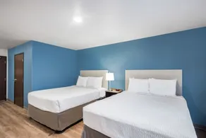 WoodSpring Suites Chicago Addison - Rum