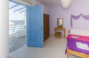 Thalassopetra in Agia Kyriaki - Rom