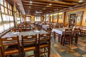 Peña Pandos 2 Estrellas - Restaurant