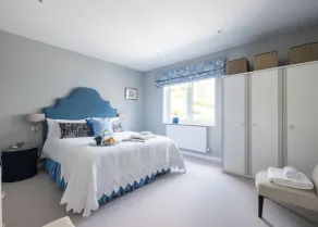 Landers Field - Room