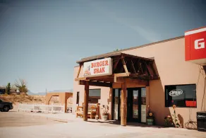 Whispering Sands Motel - Restaurant