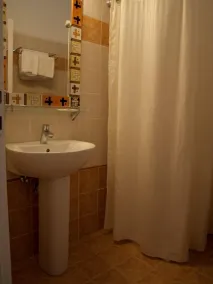 Antonia Apartments - Bathroom
