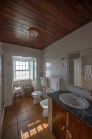 Casas do Capelo - Bathroom