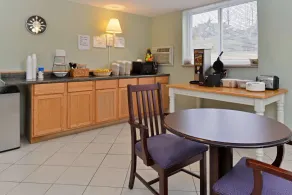 Americas Best Value Inn Jefferson City - Restaurant
