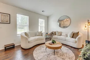 8 Mi to Mercedes-benz: Upscale ATL Gem w/ Balcony - Innenbereich