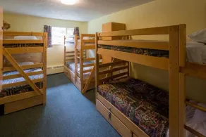 HI Banff Alpine Centre - Hostel - Room