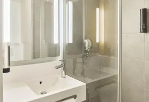 B&B HOTEL Versailles Rocquencourt - Badeværelse