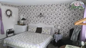 Midway Lodging - Habitación