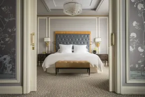 Four Seasons Hotel Jakarta - Room