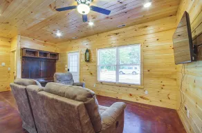 7 Mi to Lucas Oil Speedway! Home w/ Patio & Yard - Interiør
