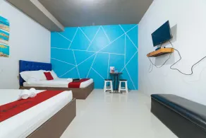 RedDoorz @ Aparente Gensan - Chambre
