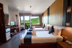 Peach Blossom Resort & Pool Villa - SHA Plus - Chambre