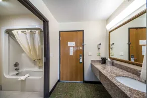 Quality Suites San Antonio Brooks City Base - Salle de bain