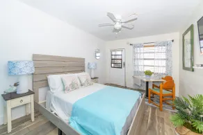 Tropic Isle Hotel & Apartment - Chambre