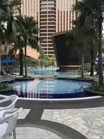 Times Square Service Suites - Piscine