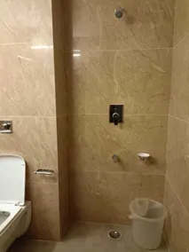 Hotel Asia Vaishnodevi Katra - Bathroom