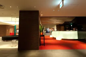Cross Hotel Osaka - Réception