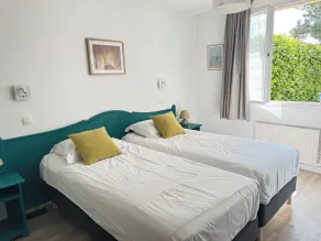 Logis Hôtel La Demeure du Perron - Habitación