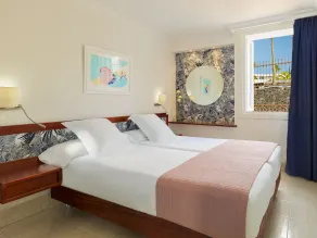 Plus Fariones Apartamentos - Chambre