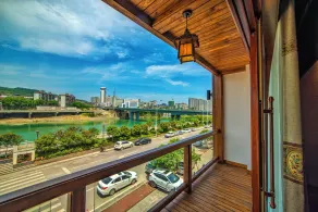 Zhangjiajie Waterfront Huajian Inn -Tianmen National Forest Park & Avator Mountin, Free Pick-up & Laundry, Tour & Ticket Service, English Customer Service - Widok z pokoju