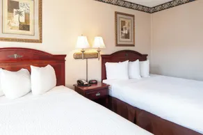 Studio City Court Yard Hotel - Zimmer