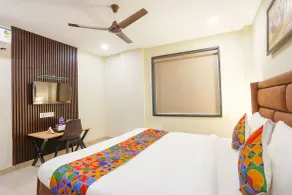 FabHotel Nirvana Residency - Chambre