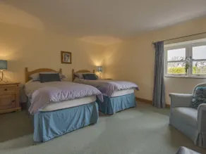 Owls Roost - Interior