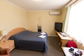 Chadstone Executive Motel - Room