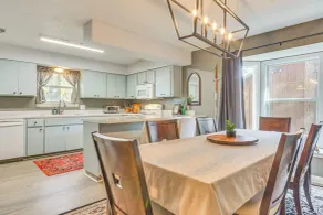 Cottage Vibes in Shalimar! Pet-friendly Townhome - Innenbereich