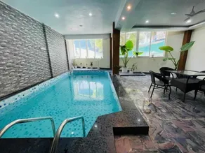 The Shore Boho - Pool