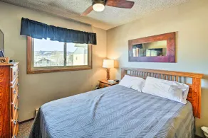 Mtn-View Condo ~ 3 Mi to Dtwn Steamboat Springs! - Intérieur