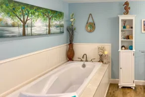 Lagoon & Fountain Views: Villa in Palmetto Dunes - Intérieur
