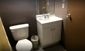 Economy Inn North Randall - Bad