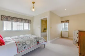 Underhill House - Rom