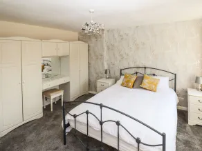 8 Heatons Bridge Road - Chambre
