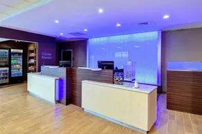 Fairfield Inn & Suites by Marriott Nashville Downtown-MetroCenter - Reception