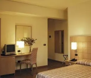 Hotel Bellavista Valmadrera - Habitación