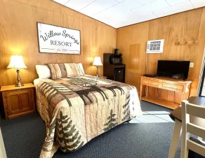 Willow Springs Resort - Room